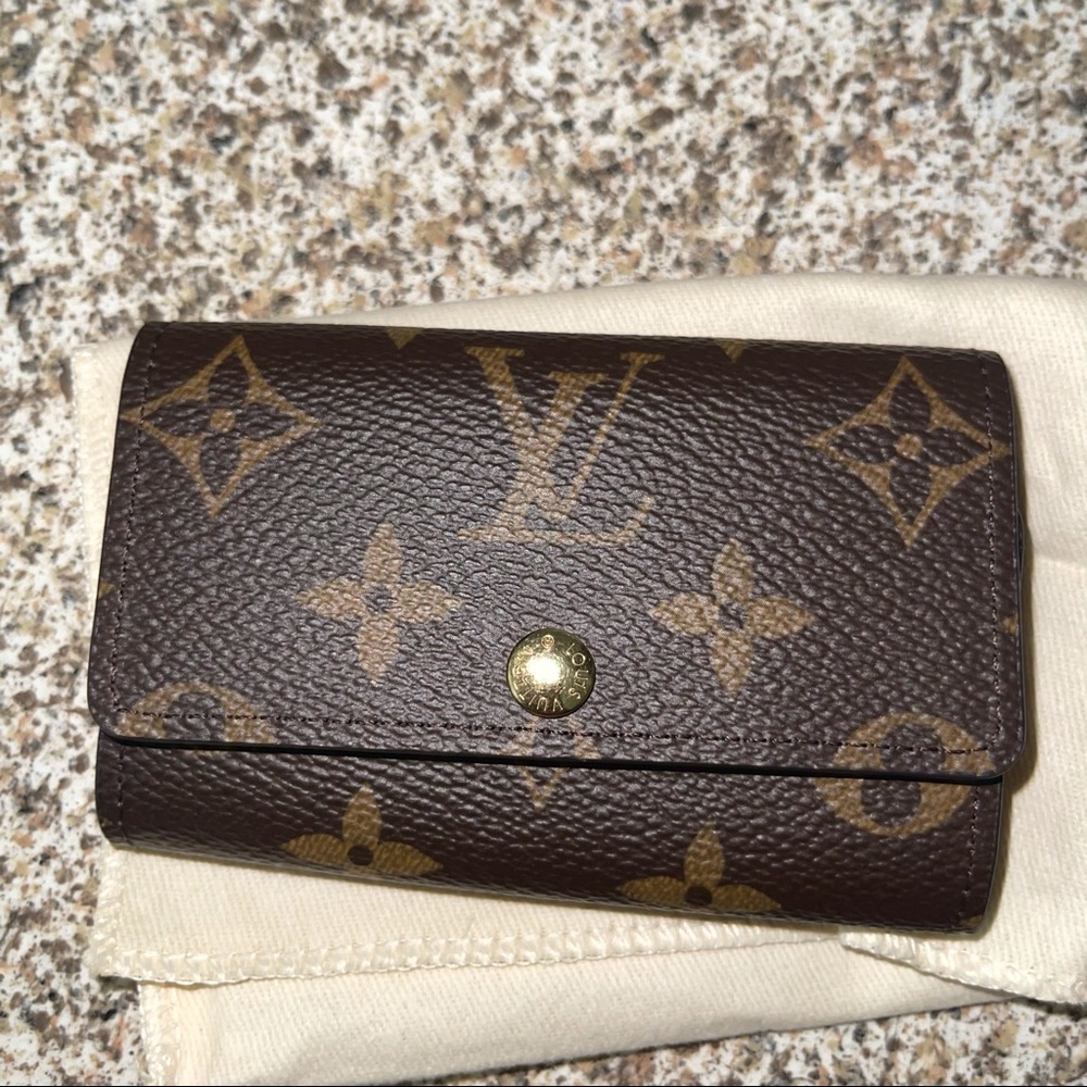 LV Key Holder